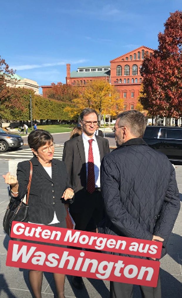 Kickl setzt sein lustiges Reisetagebuch fort