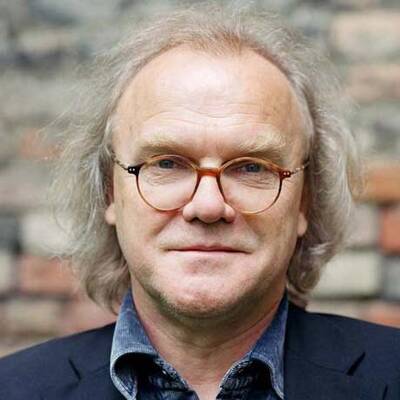 Sandra Cervik, Josefstadt-Schauspielerin