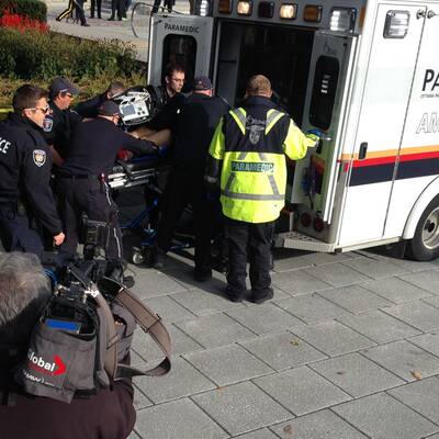 Mehrere Schüsse im kanadischen Parlament