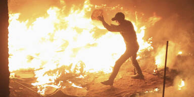 Gewalt überschattet Jahrestag der Revolution