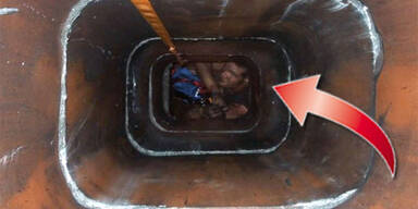 Doofer Einbrecher bleibt in Kamin stecken