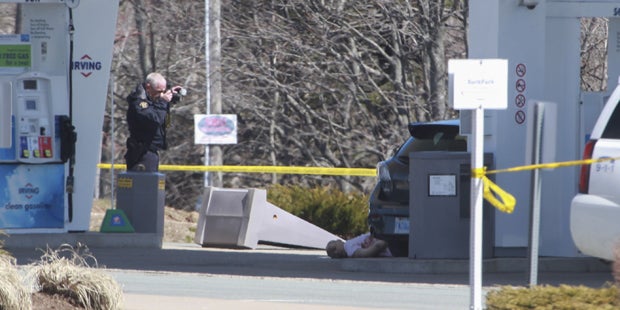 Falscher Polizist ermordet in Blutbad 16 Menschen