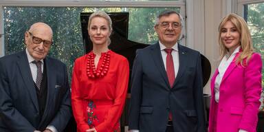 Theodor Kanitzer, Silvia Schneider,&nbsp;Zenon Kosiniak-Kamysz und Donka Angatscheva.&nbsp;