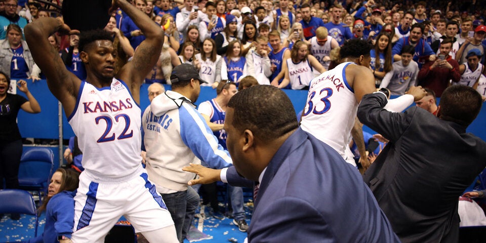 Wilde Prügelei bei Basketball-Match