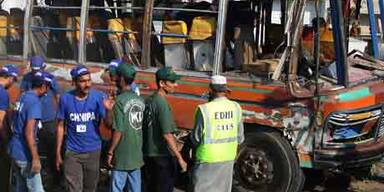 Schwere Explosion in Karachi