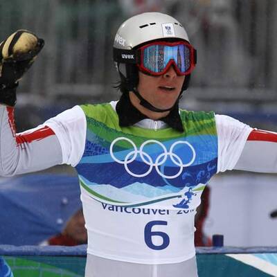 Benjamin Karl carvt zu Silber