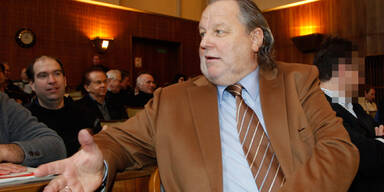 Stronach belastet Kartnig