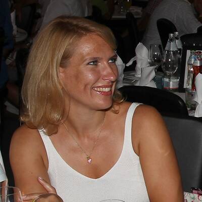 Team Stronach, 12. Jessi Lintl