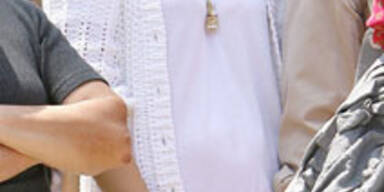 Wächst da ein Geschwisterchen für Suri?