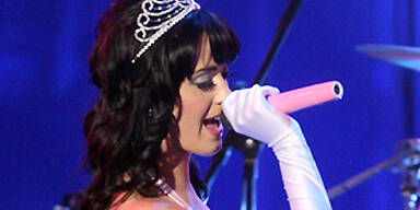 Katy Perry schmusig wie nie