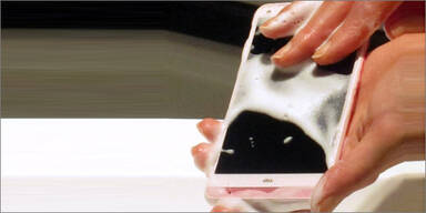 Erstes waschbares Smartphone startet