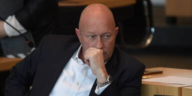 Kemmerich will auf die 93.000 Euro verzichten