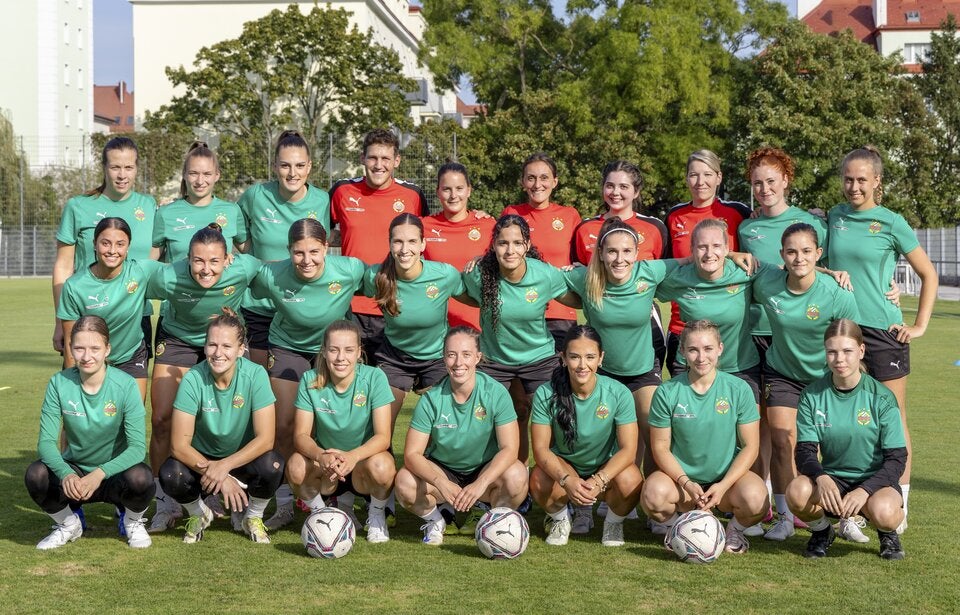 Das Frauenteam trainiert seit Februar drei Mal pro Woche. 