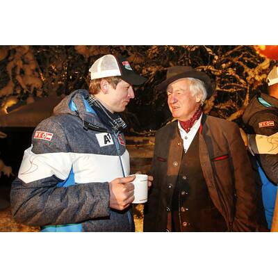 Kitzbühel: Arnie & Co. auf der legendären Weißwurst-Party