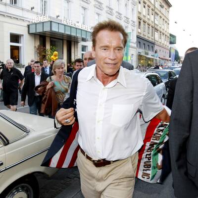 Arnold Schwarzenegger landet in Graz