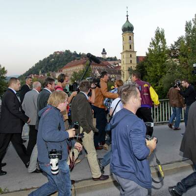 Arnold Schwarzenegger landet in Graz