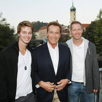 Arnold Schwarzenegger landet in Graz