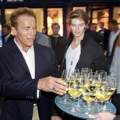 Arnold Schwarzenegger landet in Graz