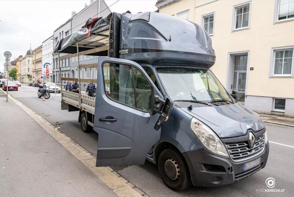 Der sichergestellte Klein-Transporter.