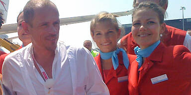 Life Ball-Flieger: Die Stars sind da