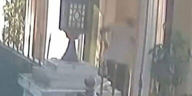 Hier tragen Khashoggi-M&ouml;rder seine Leichenteile in Koffern