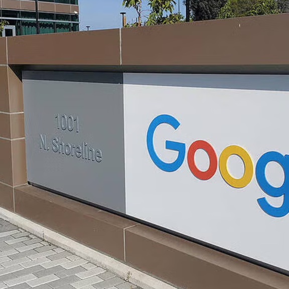 EU-Kommission geht wegen Datennutzung für KI gegen Google vor