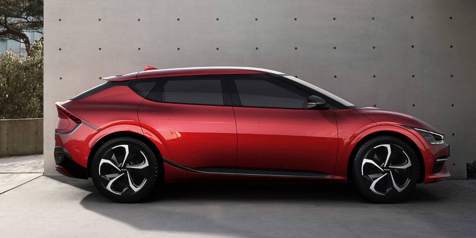 Kia EV6 hängt Porsche, Lambo und Ferrari ab