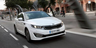 Kia Cee´d SW, Optima HEV & Sorento starten