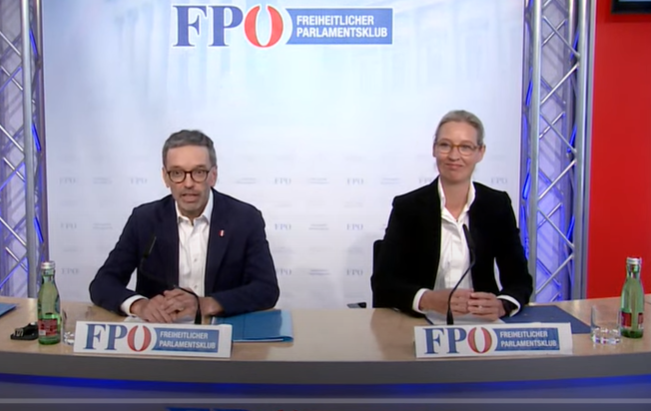 Kickl und Weidel bei Pressekonferenz.