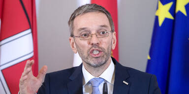 Kickl: "Wir wollen keine Superbeh&ouml;rde"