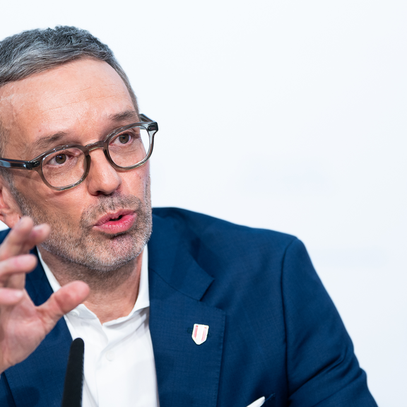 SPÖ macht Innenminister Kickl für Datenskandal verantwortlich