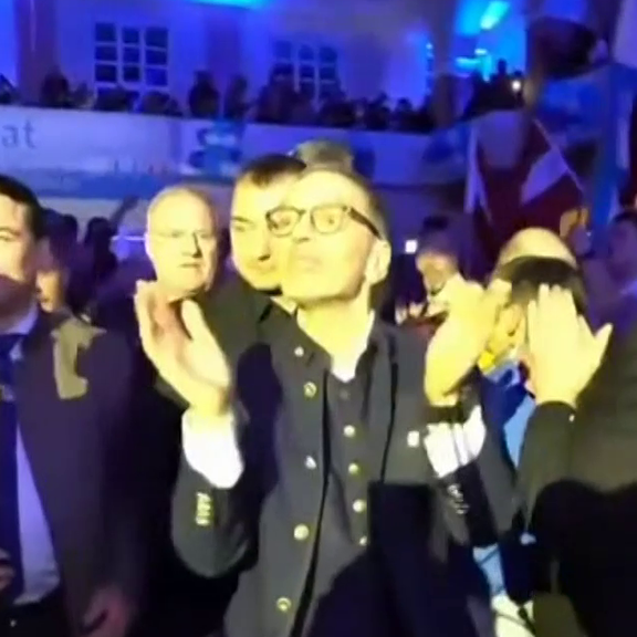 Politischer Aschermittwoch: Herbert Kickl ist in der Jahnturnhalle angekommen