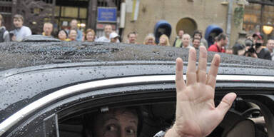 Die Russen mieten sich die Weltstars