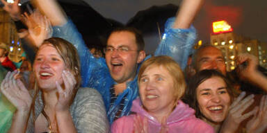 Die Russen mieten sich die Weltstars