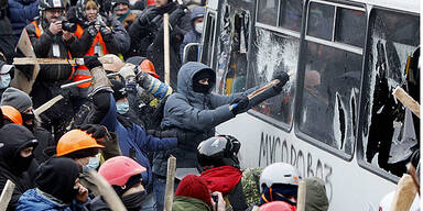 Großdemo in Kiew: Klitschko attackiert 