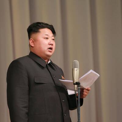 Kim Jong-un zeigt sich mit seiner Frau