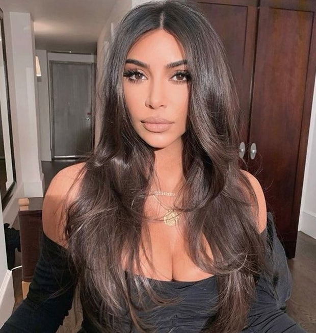 SIE gab ein Vermögen aus, um so wie Kim Kardashian auszusehen