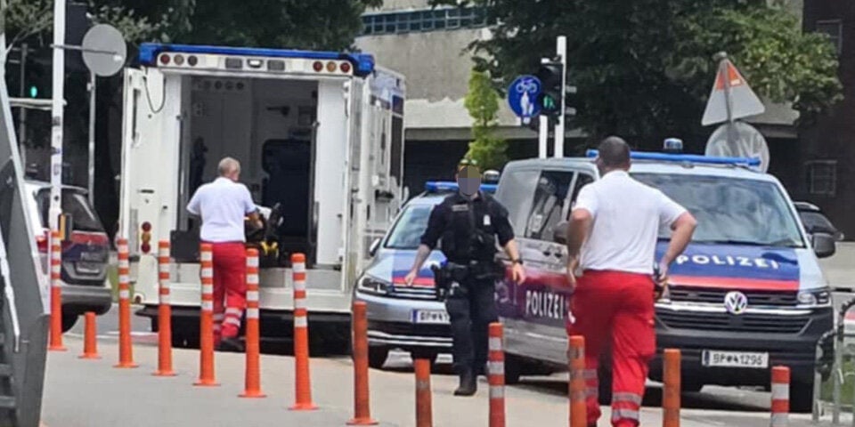 Frau zieht Buben (5) aus dem Wasser und rettet ihm das Leben