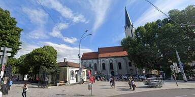 Kirche Am Platz Hietzing