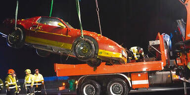 Opa & Oma rasten Flitzer in Graben