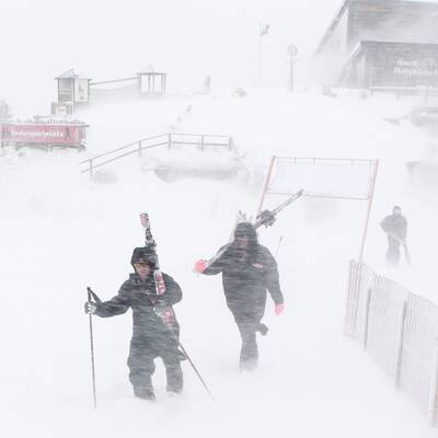 Kitzbühel versinkt im Schnee