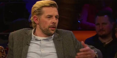 ER ist der Überraschungsgast am Opernball