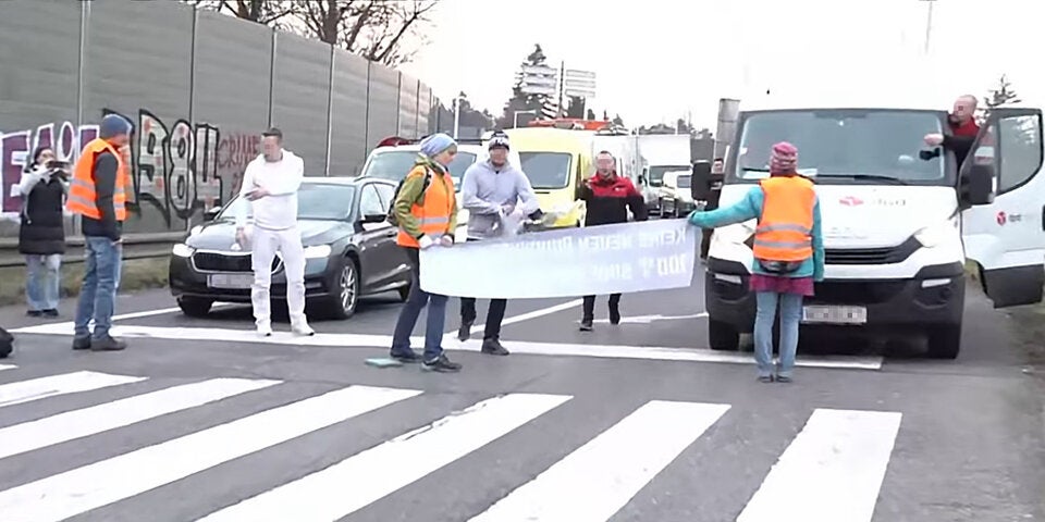 Stau-Frust wegen Klima-Klebern: So zucken die Autofahrer aus