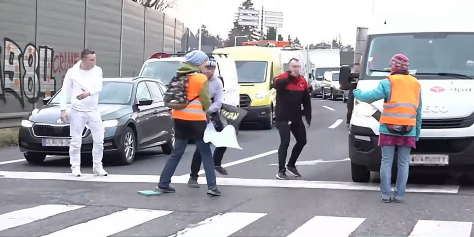 Stau-Frust wegen Klima-Klebern: So zucken die Autofahrer aus