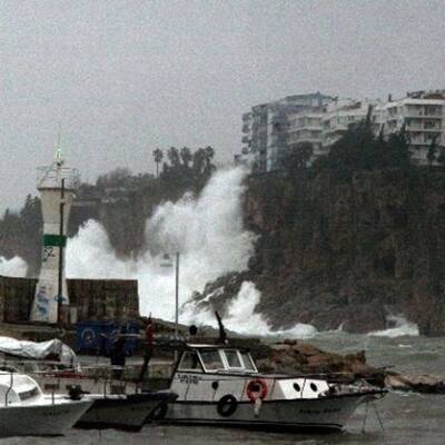 Verkehrschaos in Antalya