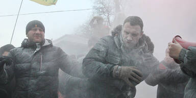 Großdemo in Kiew: Klitschko attackiert 