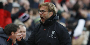 Liverpool mit Kantersieg an die Spitze