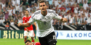 Miroslav Klose f&auml;llt vier Wochen aus