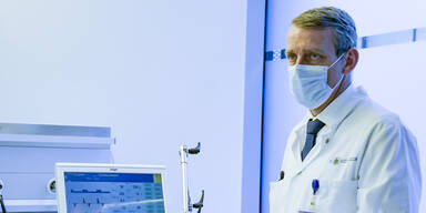 Experte Stefan Kluge rechnet mit dritter Corona-Welle noch in diesem Winter