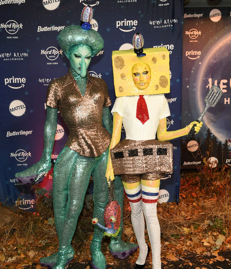 Violet Chachki und Gottmik als SpongeBob und Thaddäus Q. Tentakel.